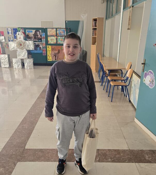 Učenik Strahinja Milić osvojio prvo mjesto u projektu „Velikani mog kraja“